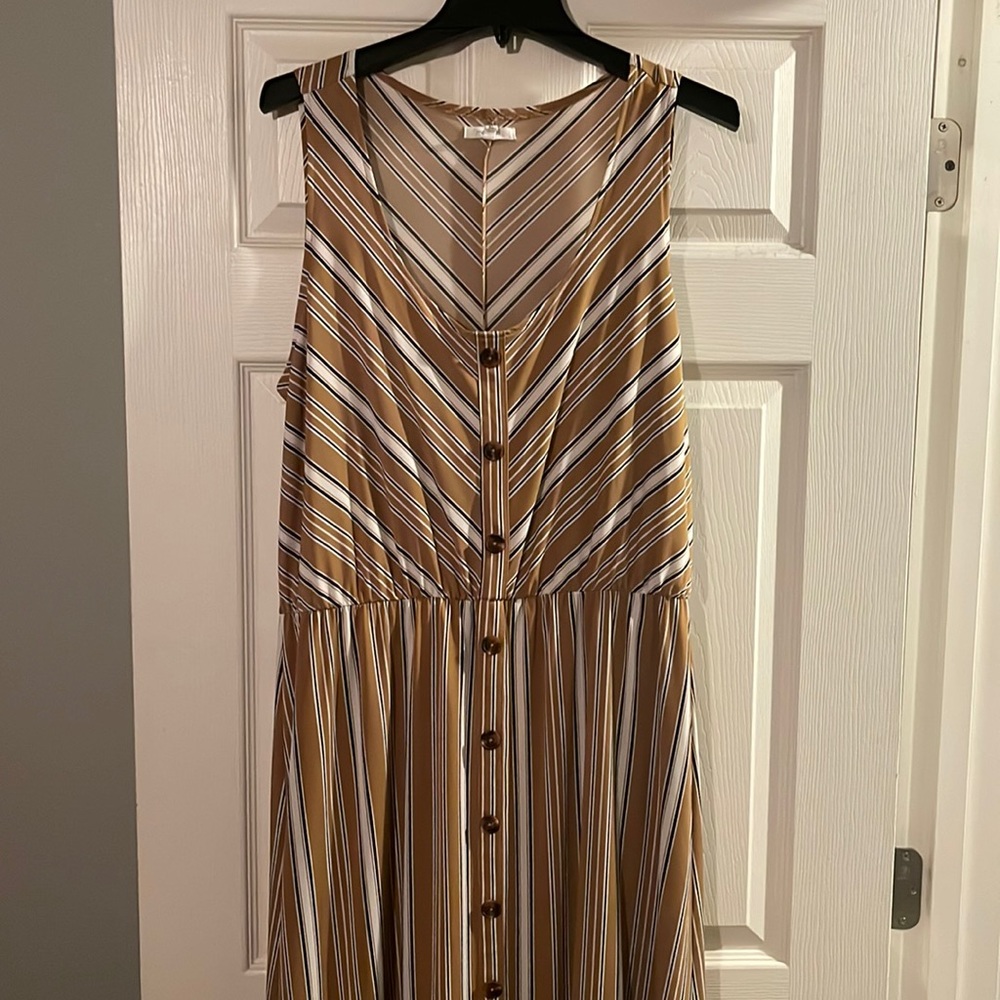 Maurices Size XL Maxi Dress